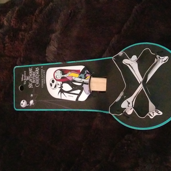 Disney Nightmare before Christmas Silicone Spatula & Cookie Cutter - Picture 1 of 7